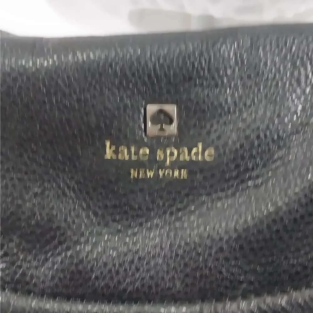 KATE SPADE! BLACK PEBBLED GENUINE LEATHER LOGO FRONT CROSSBODY, SHOULDER BAG!